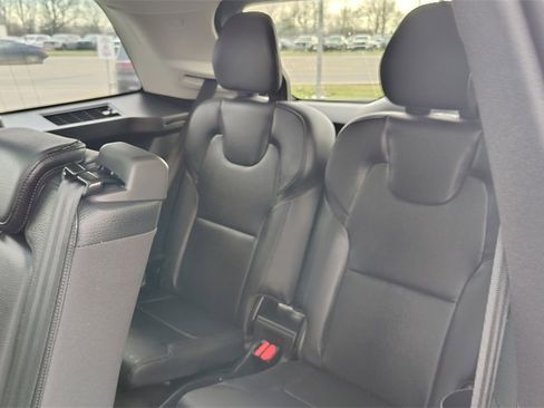 Certified 2024 Volvo XC90 T8 Plus w/ Protection Package Premier image 30