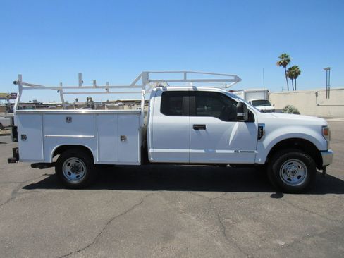 Used 2020 Ford F350 XL w/ Power Equipment Group AWD/4WD image 5
