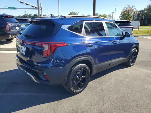 New 2026 Kia Seltos EX w/ EX Sunroof Package image 4