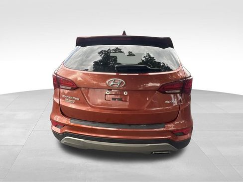 Used 2017 Hyundai Santa Fe Sport FWD image 5