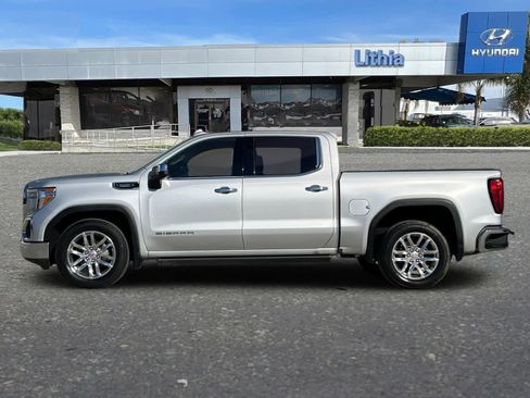 Used 2021 GMC Sierra 1500 SLT w/ SLT Convenience Package image 5