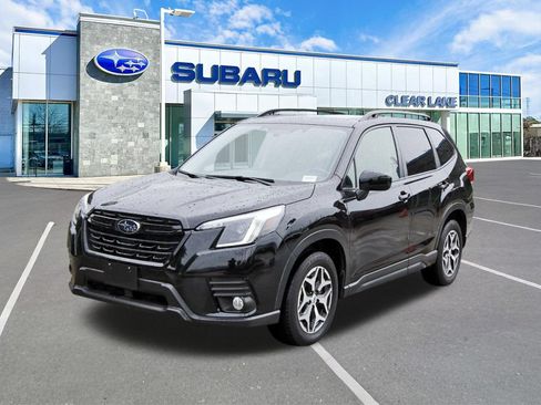 Used 2023 Subaru Forester Premium AWD/4WD image 3