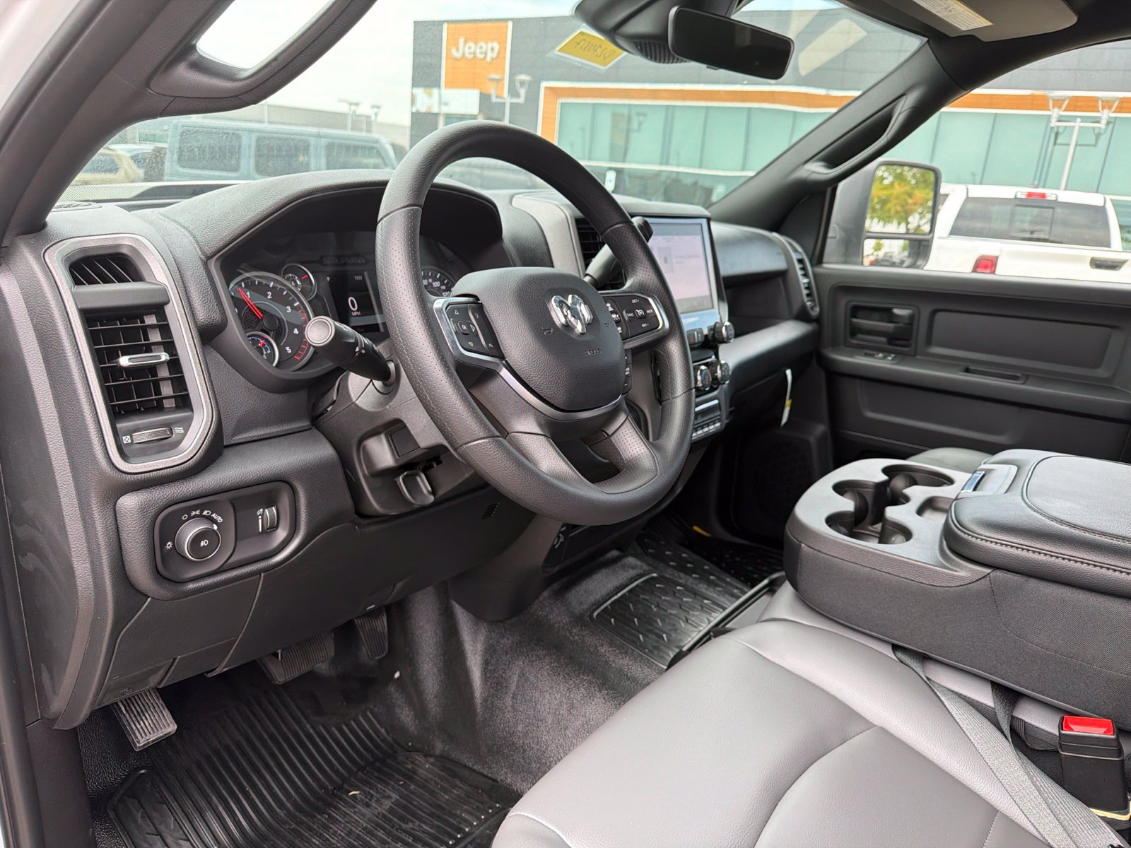 New 2027 RAM 4500 Tradesman w/ Chrome Appearance Group AWD/4WD image 10