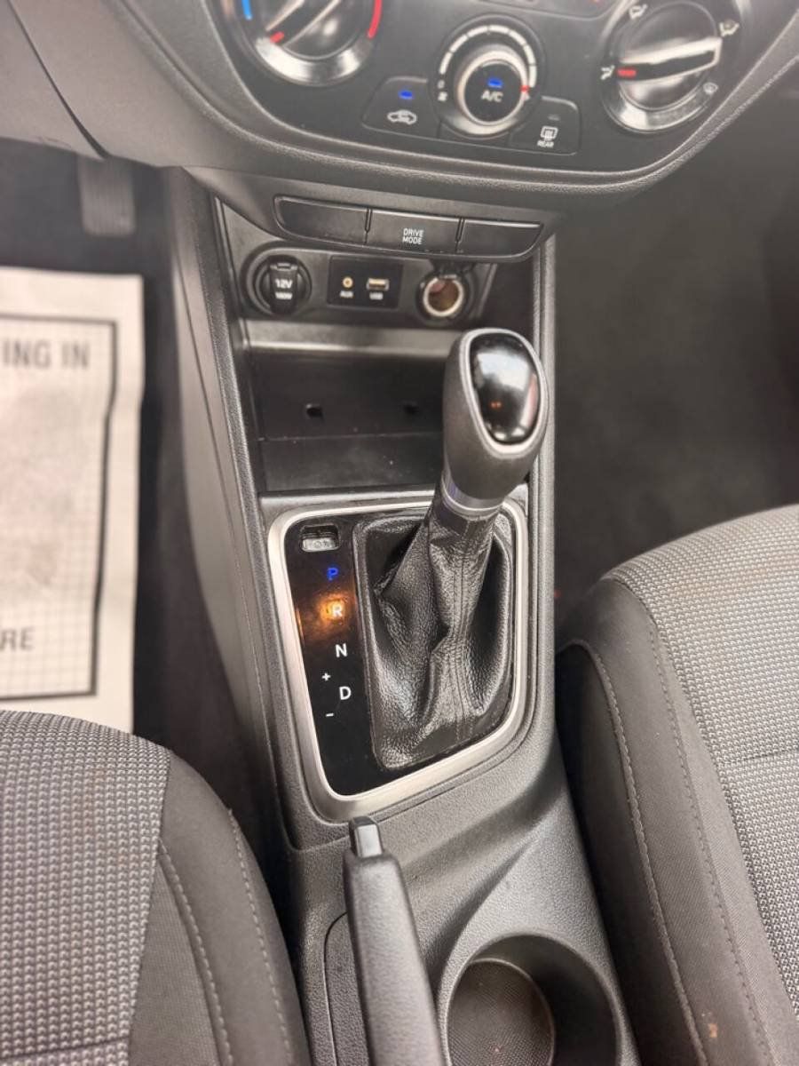 Used 2019 Hyundai Accent SE FWD image 20
