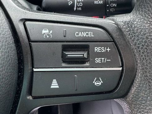 Used 2023 Honda CR-V LX image 25