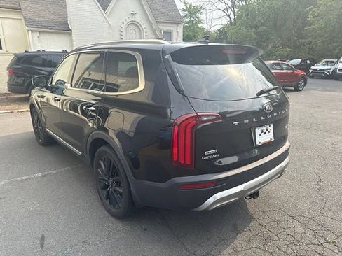 Used 2020 Kia Telluride SX w/ SX Prestige Package AWD/4WD image 3
