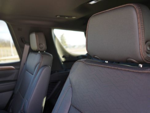 Used 2024 Chevrolet Tahoe High Country image 21