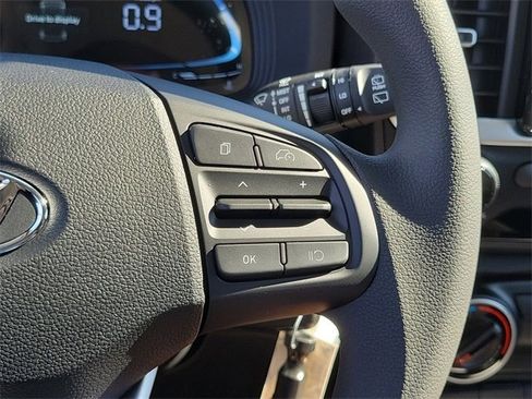 New 2026 Hyundai Venue SE image 6