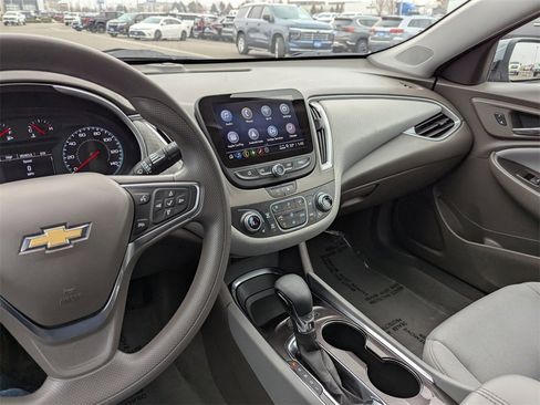 Used 2025 Chevrolet Malibu LT image 20