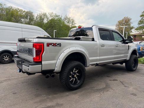 Used 2018 Ford F250 Platinum w/ Platinum Ultimate Package AWD/4WD image 7