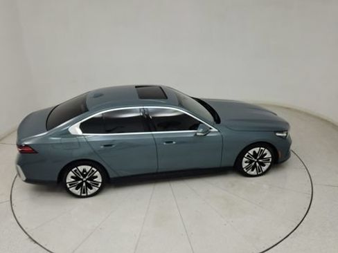Used 2026 BMW i5 eDrive40 AWD/4WD image 28