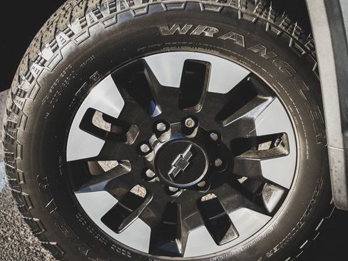 Used 2020 Chevrolet Silverado 2500 LT w/ All Star Edition image 22