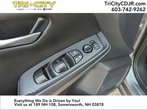 Used 2024 Nissan Sentra SV image 15