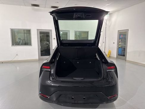 New 2026 Toyota Prius XLE FWD image 10