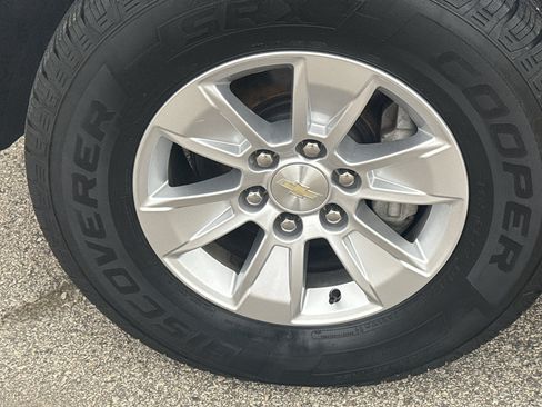 Certified 2019 Chevrolet Silverado 1500 LT w/ All-Star Edition AWD/4WD image 10