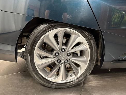 Used 2018 Honda Clarity Touring image 13