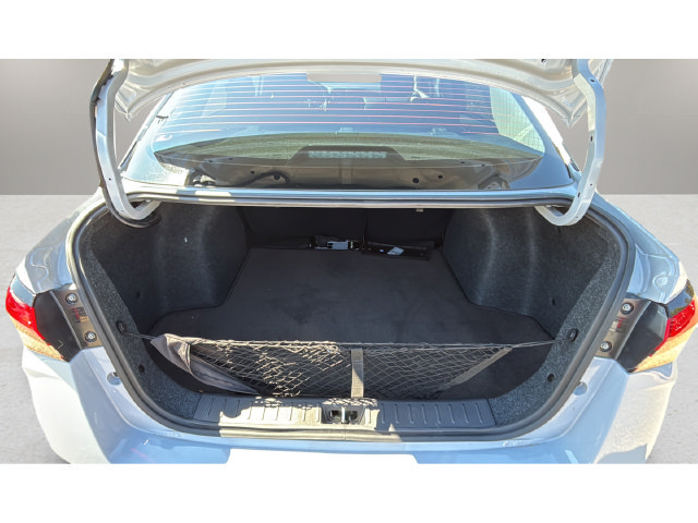 Used 2025 Nissan Versa SR w/ Trunk Package FWD image 30