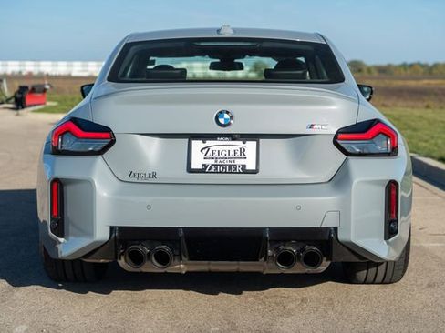 Used 2024 BMW M2 w/ Lighting Package image 6
