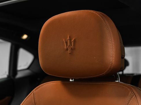 Used 2022 Maserati Levante GT image 26