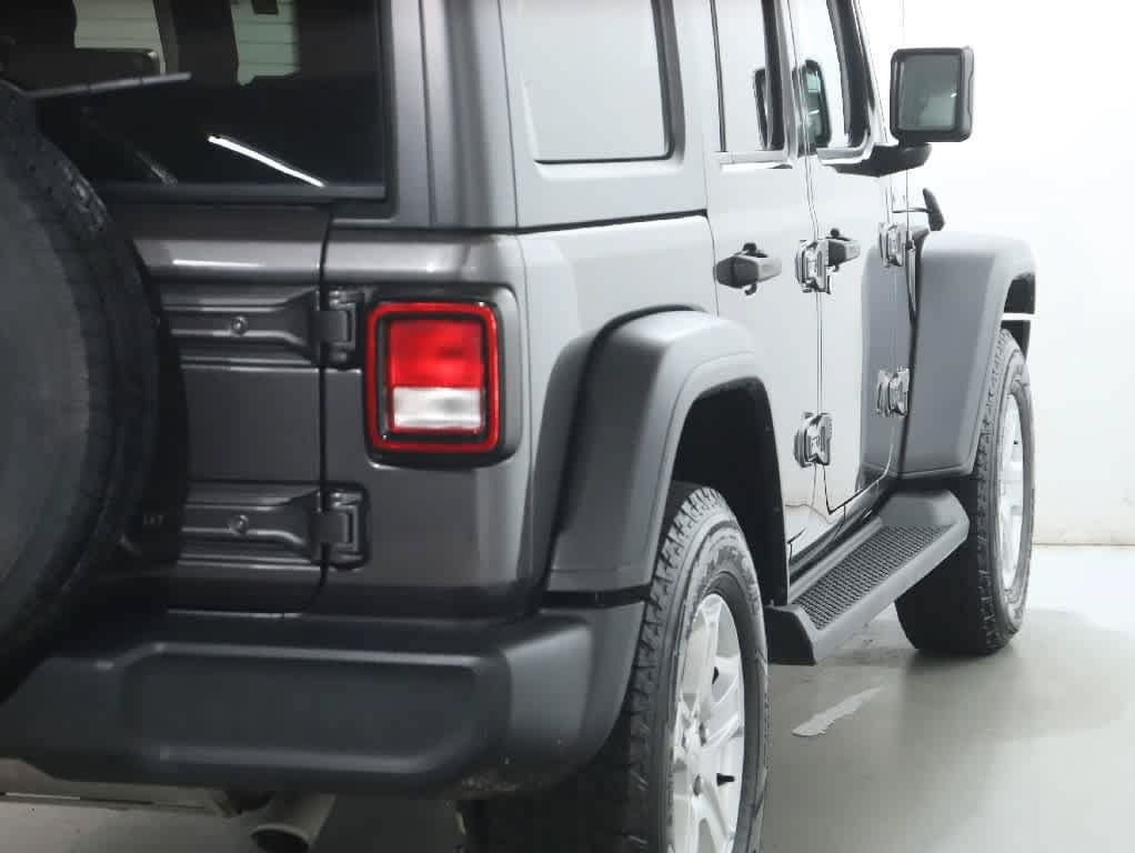 Used 2021 Jeep Wrangler Unlimited Sport AWD/4WD image 44