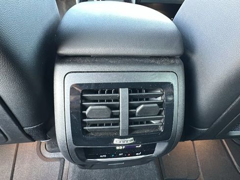 Used 2025 BMW X4 xDrive30i w/ Premium Package image 25