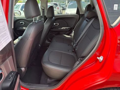 Used 2018 Kia Soul ! w/ Tech Package FWD image 13
