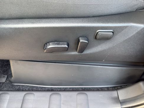 New 2026 Nissan Frontier SV image 14