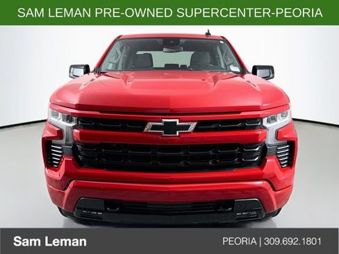 Used 2022 Chevrolet Silverado 1500 RST AWD/4WD image 2