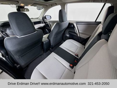 Used 2018 Toyota RAV4 XLE image 10