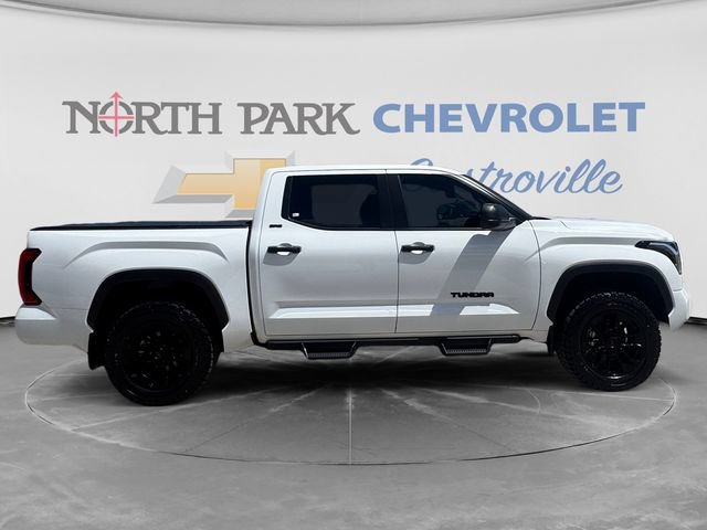 Used 2025 Toyota Tundra SR5 AWD/4WD image 2