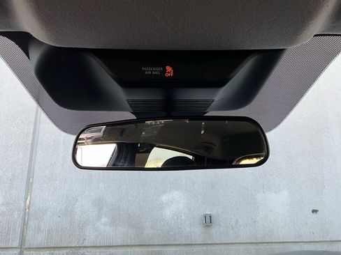 Used 2025 Nissan Kicks SV image 16