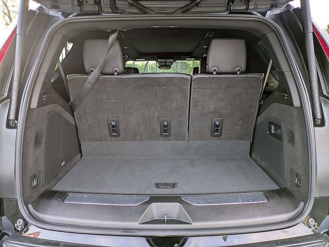 Certified 2024 Cadillac Escalade Sport AWD/4WD image 12