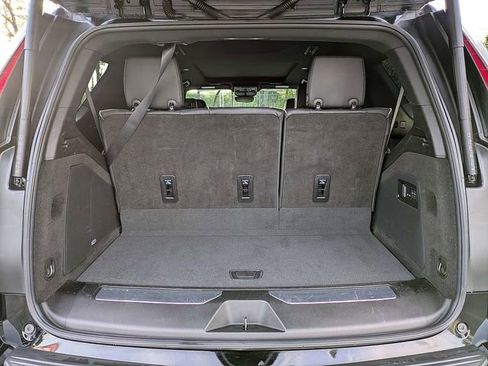 Used 2024 Cadillac Escalade Sport AWD/4WD image 12