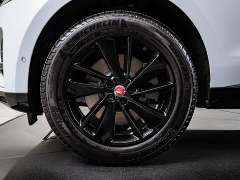 Used 2021 Jaguar F-PACE S image 13