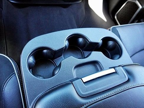 Used 2024 RAM 2500 Laramie image 33