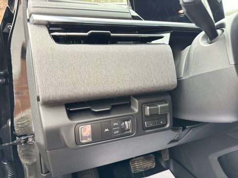 New 2026 GMC Sierra EV Elevation image 17