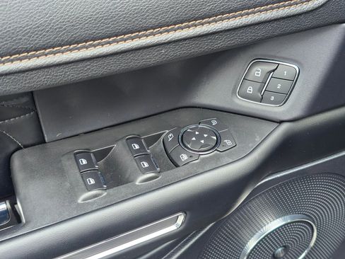 Used 2019 Ford Expedition Platinum image 27