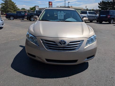 Used 2007 Toyota Camry Hybrid FWD image 2