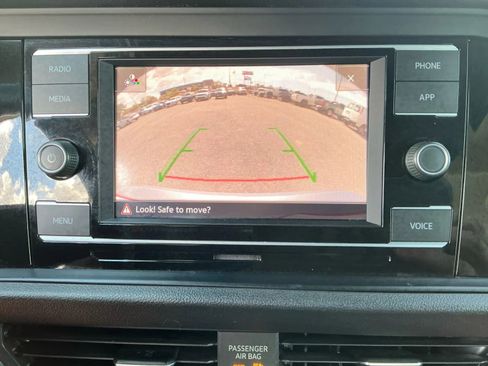 Used 2020 Volkswagen Jetta S image 29