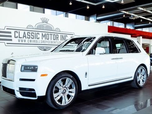 Used 2019 Rolls-Royce Cullinan image 6