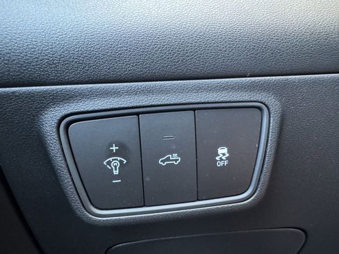 Used 2023 Hyundai Santa Cruz SEL Premium image 33