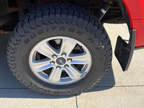 Used 2016 Ford F150 XL w/ Equipment Group 101A Mid AWD/4WD image 29
