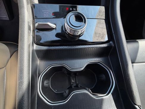 Certified 2024 Jeep Grand Cherokee Limited w/ Black Appearance Package image 27