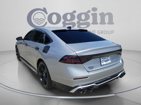 Used 2023 Honda Accord EX image 2