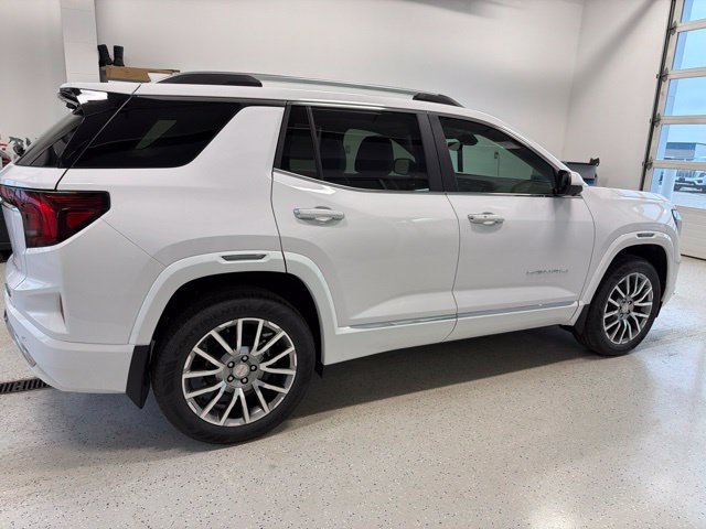 New 2027 GMC Terrain Denali w/ LPO, Floor Liner Package AWD/4WD image 11