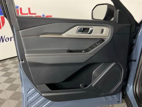 New 2026 Ford Explorer Active image 12