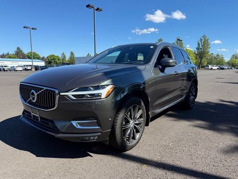Used 2018 Volvo XC60 T5 Inscription w/ Luxury Seat Package AWD/4WD image 3