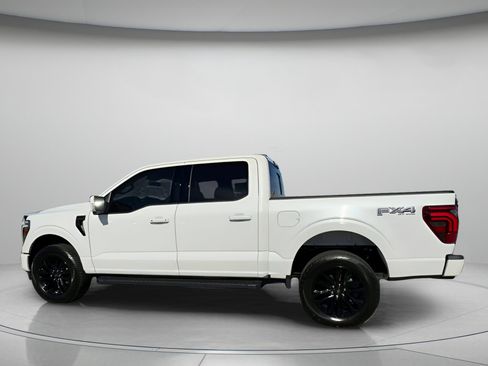 New 2025 Ford F150 Lariat w/ Equipment Group 501A Mid image 17