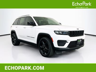 Used 2023 Jeep Grand Cherokee Altitude