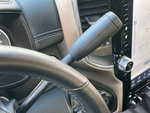 Used 2024 RAM 2500 Laramie image 20